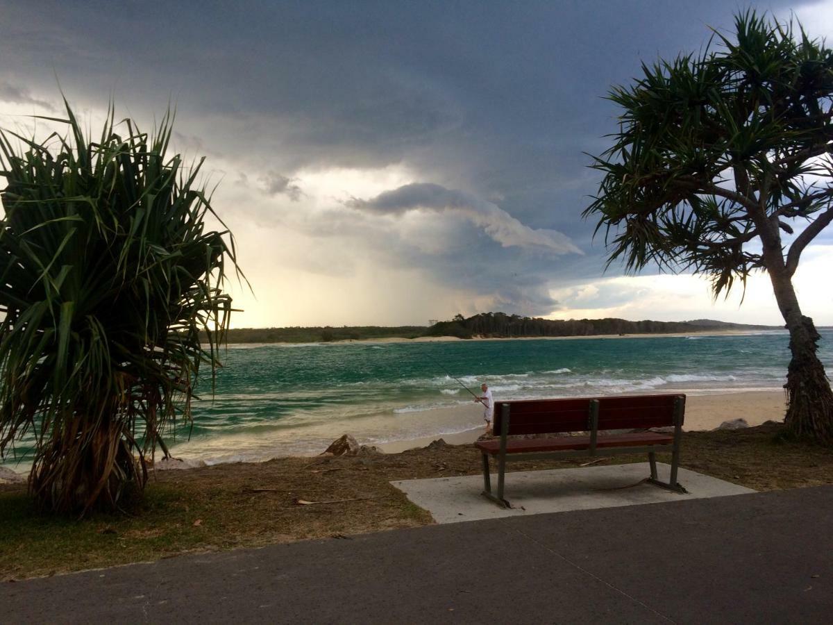 Apartment In 4* Resort - Pool Views - Great Location Noosaville Buitenkant foto