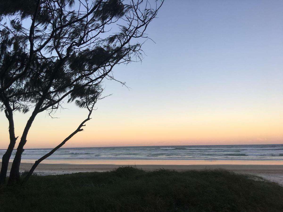 Apartment In 4* Resort - Pool Views - Great Location Noosaville Buitenkant foto